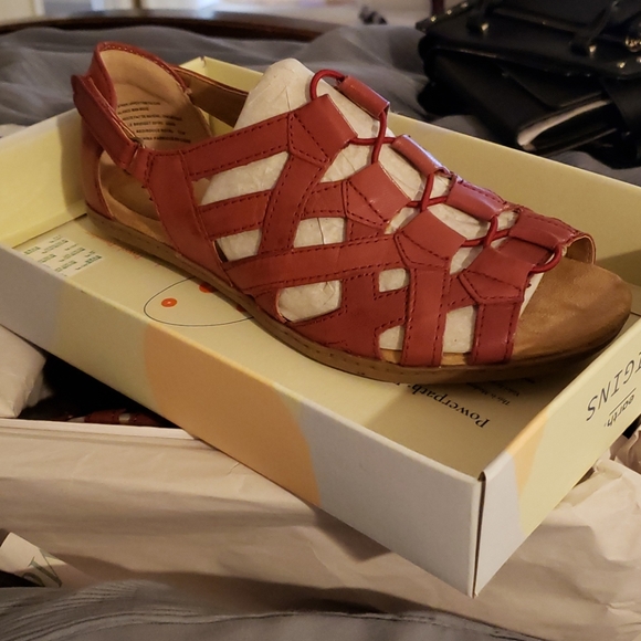 earth origins belle bridget sandal